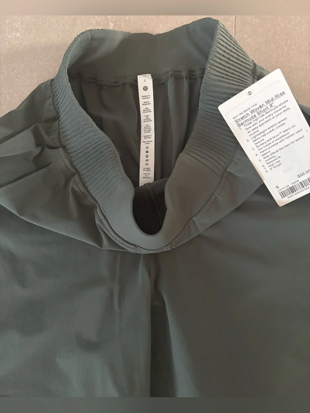 Lululemon Stretch Woven Mid -Rise Short - Picture 3 of 6